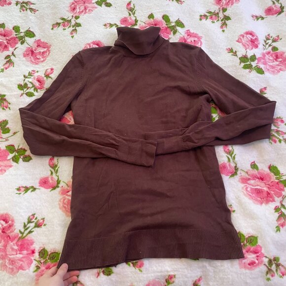 Simple Brown turtleneck long sleeve - Picture 13 of 15
